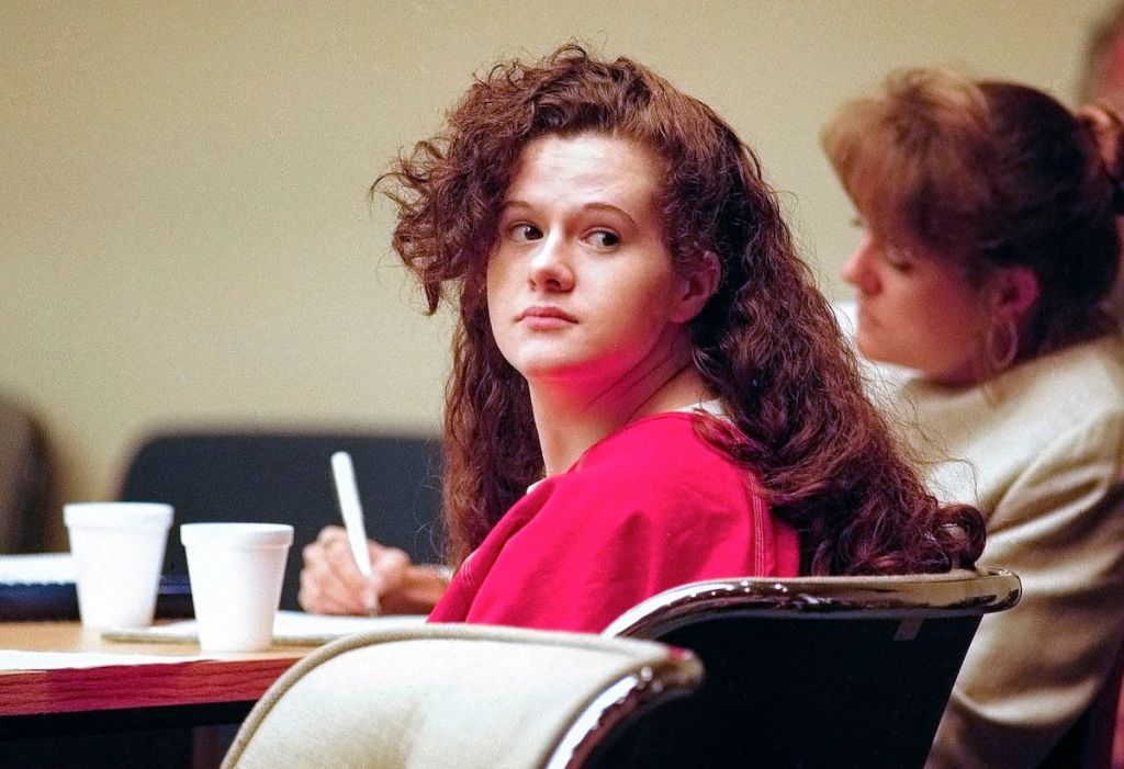 Christa Pike sigue inconsciente y conectada a un ventilador tras fallida ejecución en Tennessee