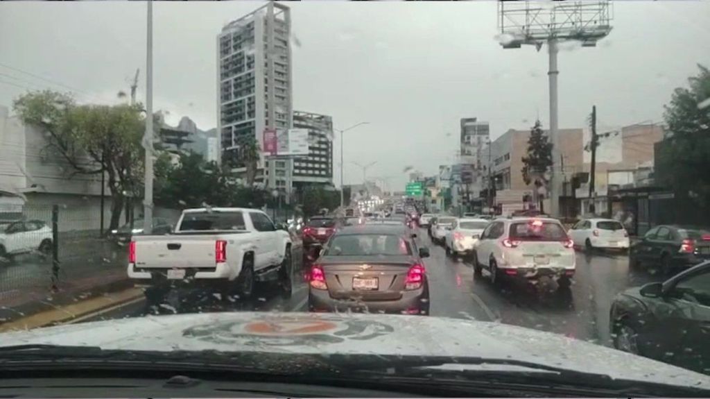 Frente frío número 2 traerá lluvias y temperaturas de hasta 6 grados a Nuevo León