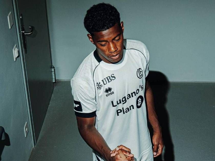 Dereck Moncada hace historia: el hondureño más joven en ser titular en una competición de la UEFA